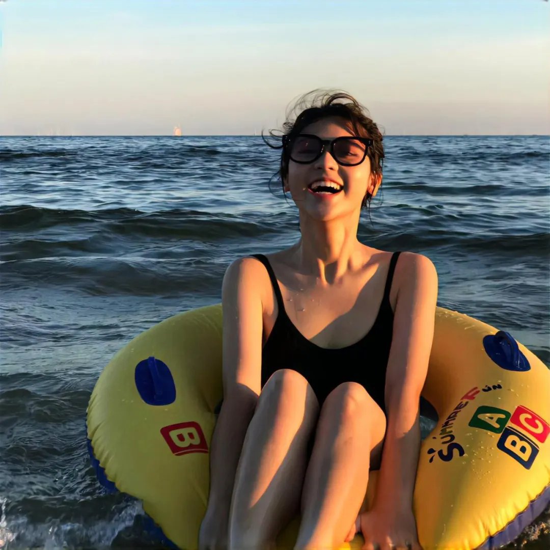 刻在书桌上的时光